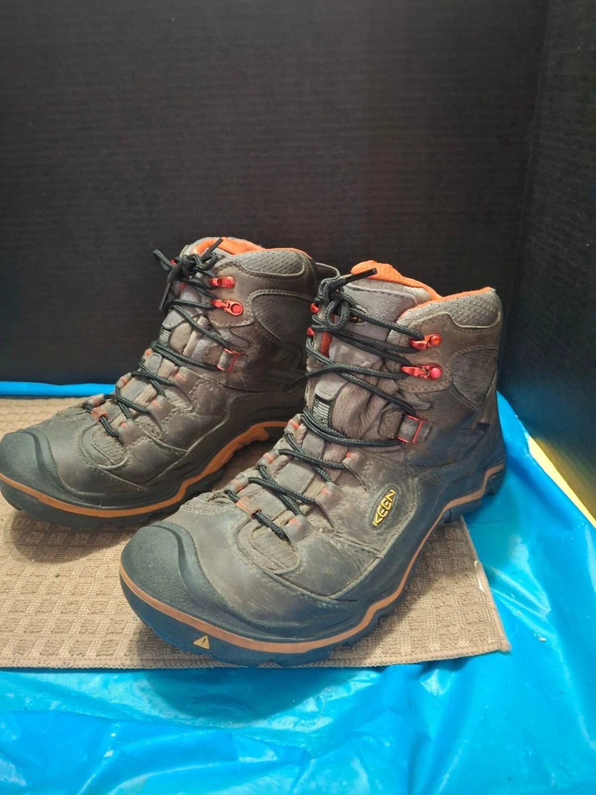 KEEN Mens Waterproof Hiking Boots Brown & Orange High-Top Outdoor Shoes 8.5M