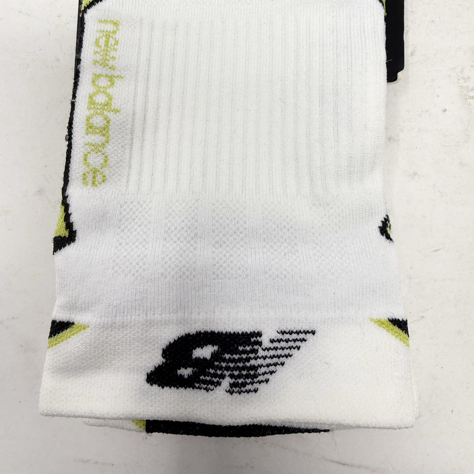 VTG New Balance Running Socks Green Black Logo Sz M 1 Pair Ankle Lycra thumbnail 2