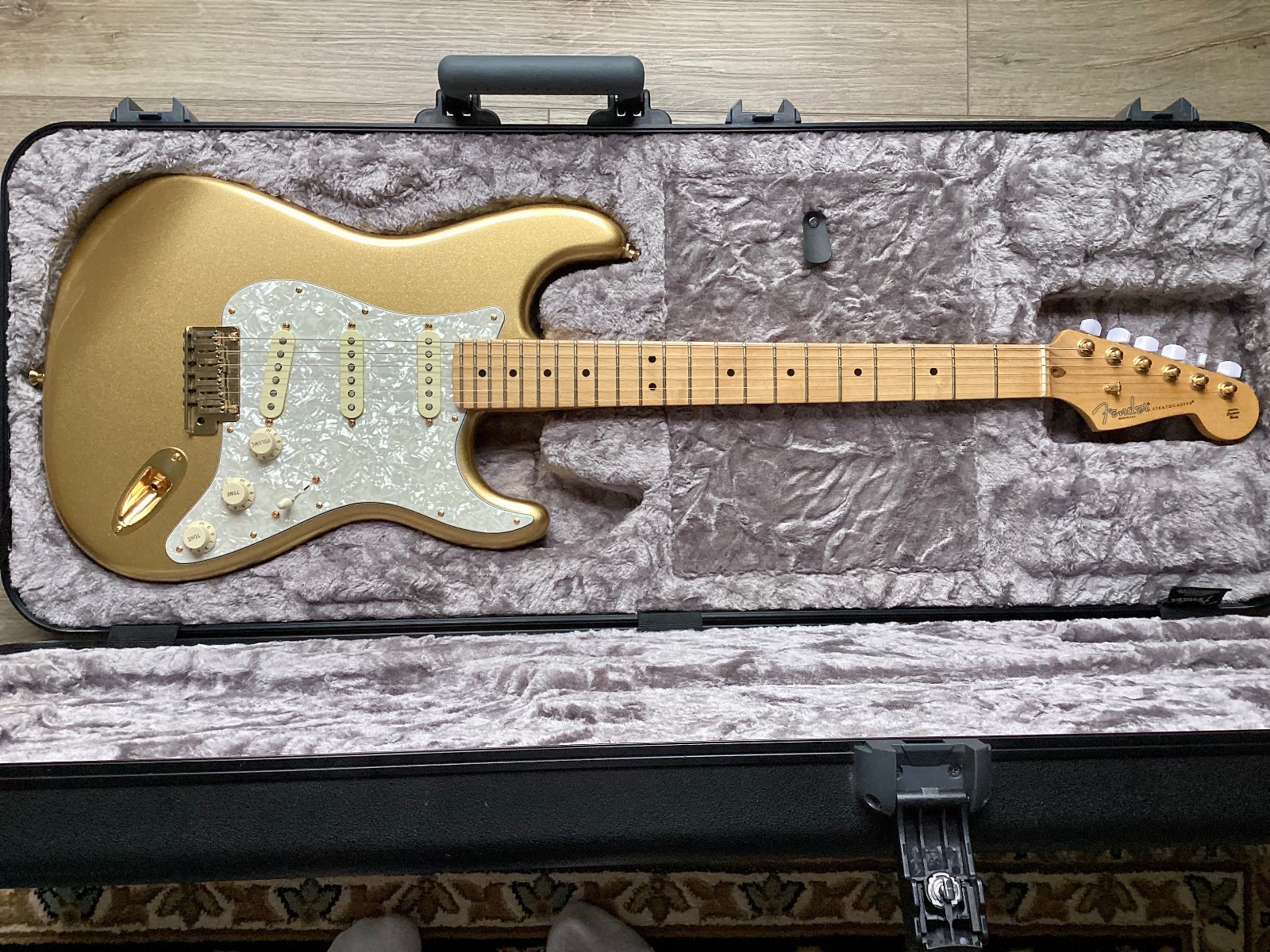 2014 Fender Stratocaster Limited Ed 60th Ani American Standard Mystic Aztec Gold