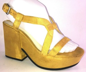 zara mustard sandals