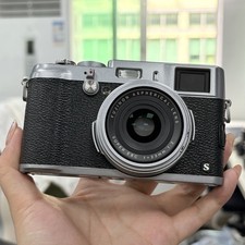 FUJIFILM Fuji X100S Silver 16.3MP Compact Digital Camera Tested