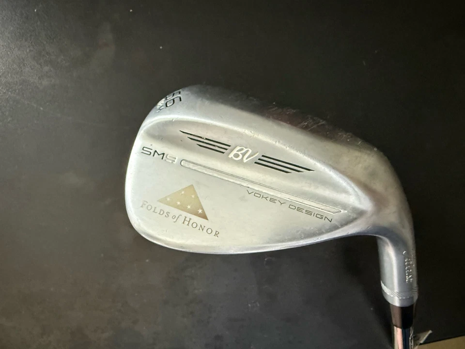 Cuña Titleist Vokey SM9 para hombre diestro 56° Foto 2 de 4