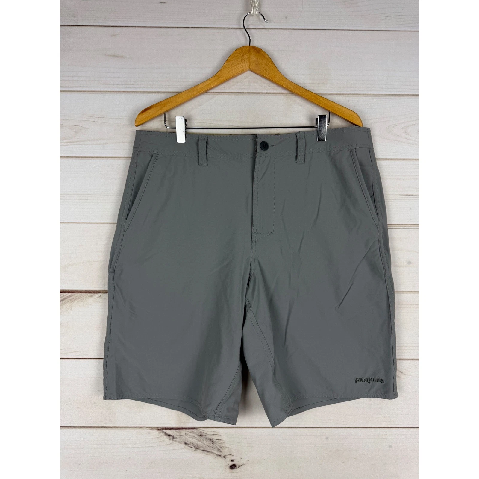 Patagonia Shorts Mens 36 Grey Hiking Tech Stretch Outdoor Hiking