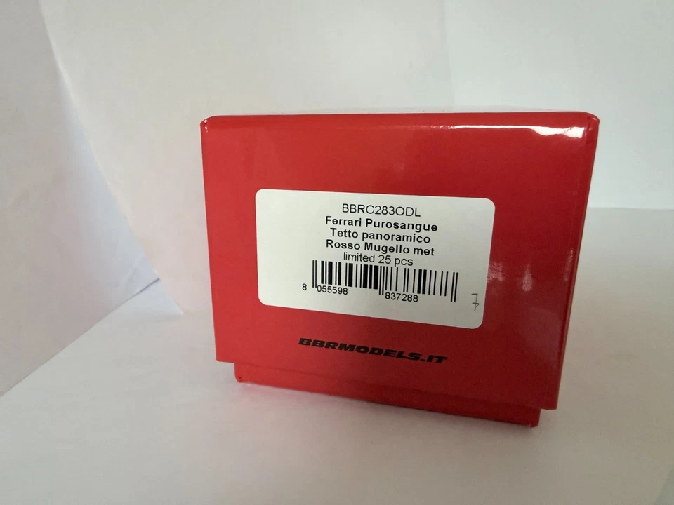 1:43 BBR Ferrari Purosangue Tetto Panoramico Rosso Mugello met Calsito Deluxe - Bild 4 von 4