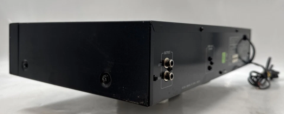 JVC XL-V131BK Compact Disc Player - Tested! - GC-6247 - Image 3 of 4