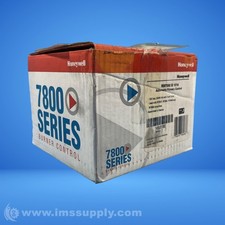 Honeywell RM7890 B 1014 Burner Control FNOB