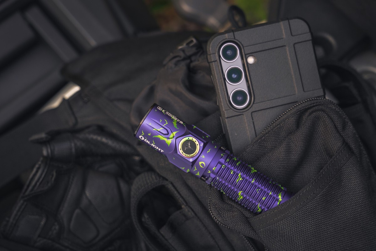 Olight Warrior 3S Nocturnal Sentinel Dual-Switch Flashlight, 2300