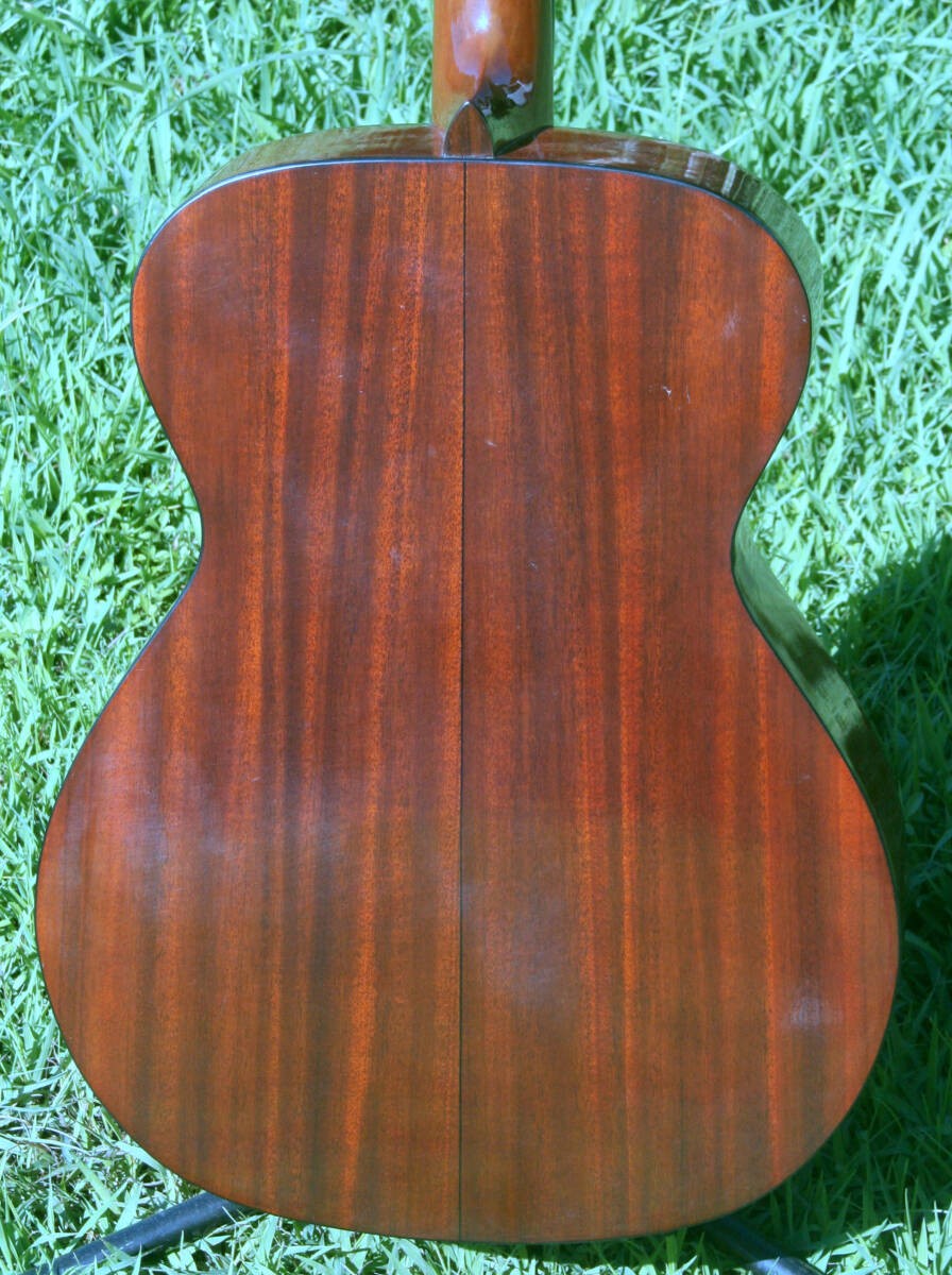 Kasuga F311 (F-15) OOOサイズ ギター 1972年製 日本製 Kasuga F311 F-15 Ooo Size Acoustic Guitar 1972 Made In Japan