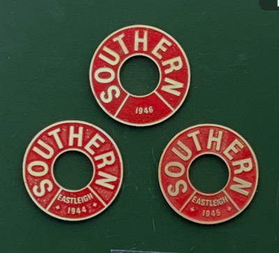 Spamdose Southern Rauchkasten Türringe 15mm hoch Wrenn, Dublo, Hornby Scale.