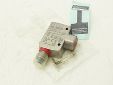 Keyence LR-ZB90CB Self-Contained CMOS Photoel...
