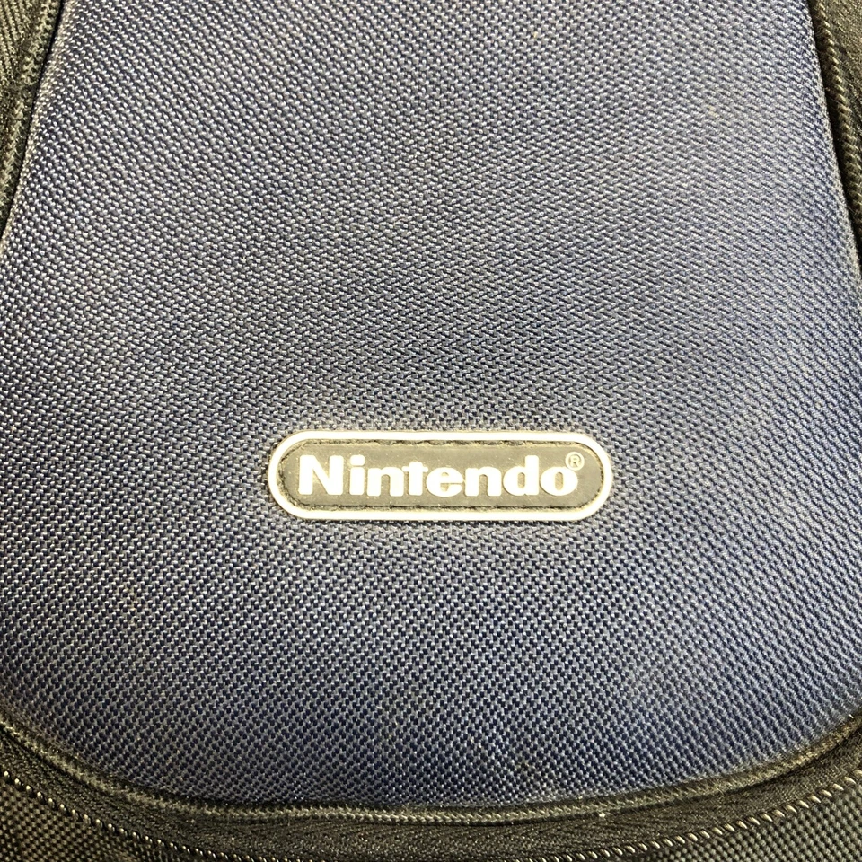 VINTAGE Azul Nintendo Mini BOLSO Mochila FUNDA SUAVE VIAJE Game Boy Foto 2 de 4