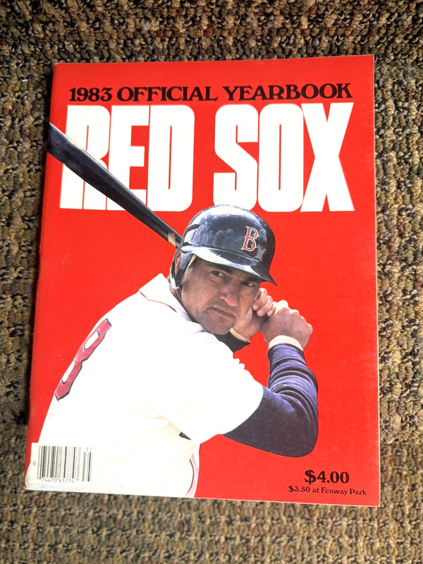 1983 BOSTON RED SOX YEARBOOK-23RD AND FINAL SEASON FOR CARL YASTRZEMSKI-BOGGS