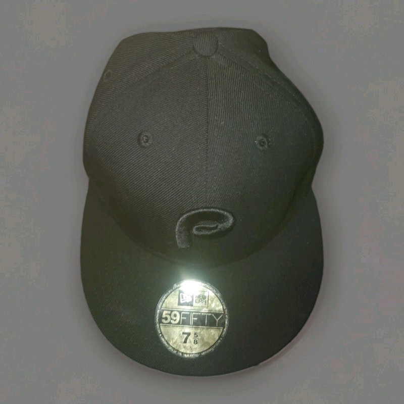 New Era Philadelphia Phillies Cooperstown P Black On Black 59Fifty Fitted 7 5/8