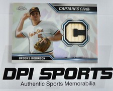 BROOKS ROBINSON BALTIMORE 2021 TOPPS CAPTAINS CLOTH CHROME RELIC CARD MINT