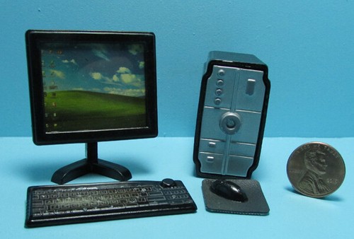 Dollhouse Miniature Desk Computer 