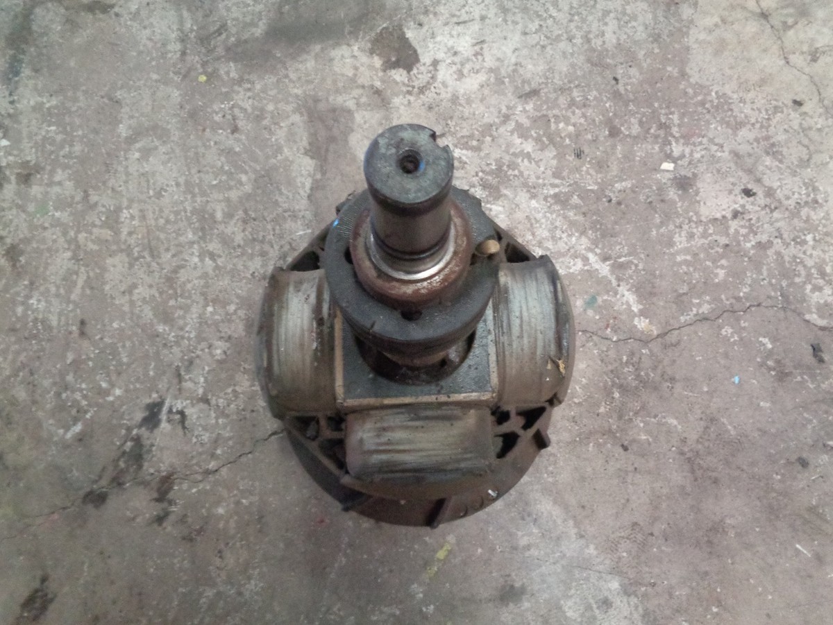 MILLER BIG D2 DIESEL POWERED PERKINS PK108 OEM WELDER MAGNETO