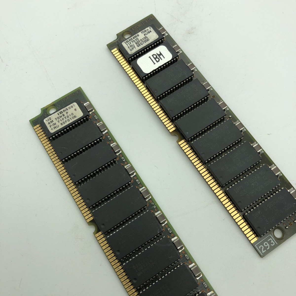 DDR4 メモリ IBM DDR4-CDIMM 64GB 8Gx72 DDR4 メモリ IBM DDR4-CDIMM 64GB 8Gx72 IBM DDR4-CDIMM 64GB 8Gx72