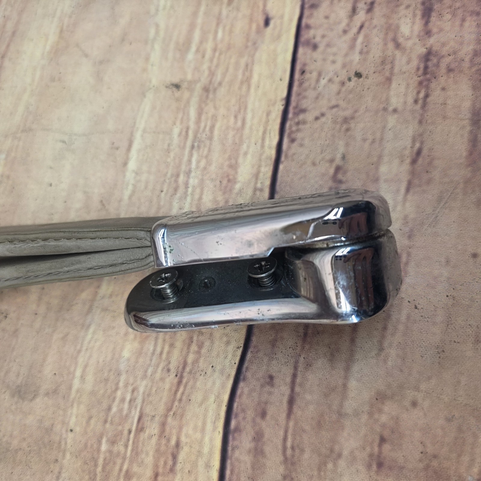Rolls-Royce Silver Spur 1986 Rear Right Grab handles Set