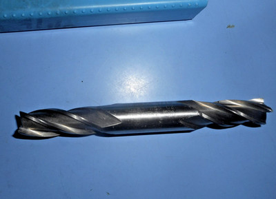Niagara 9/16 dia HSS End Mill * 4Flute Double Ended RH Sq. * Ld 3.042 * 45183