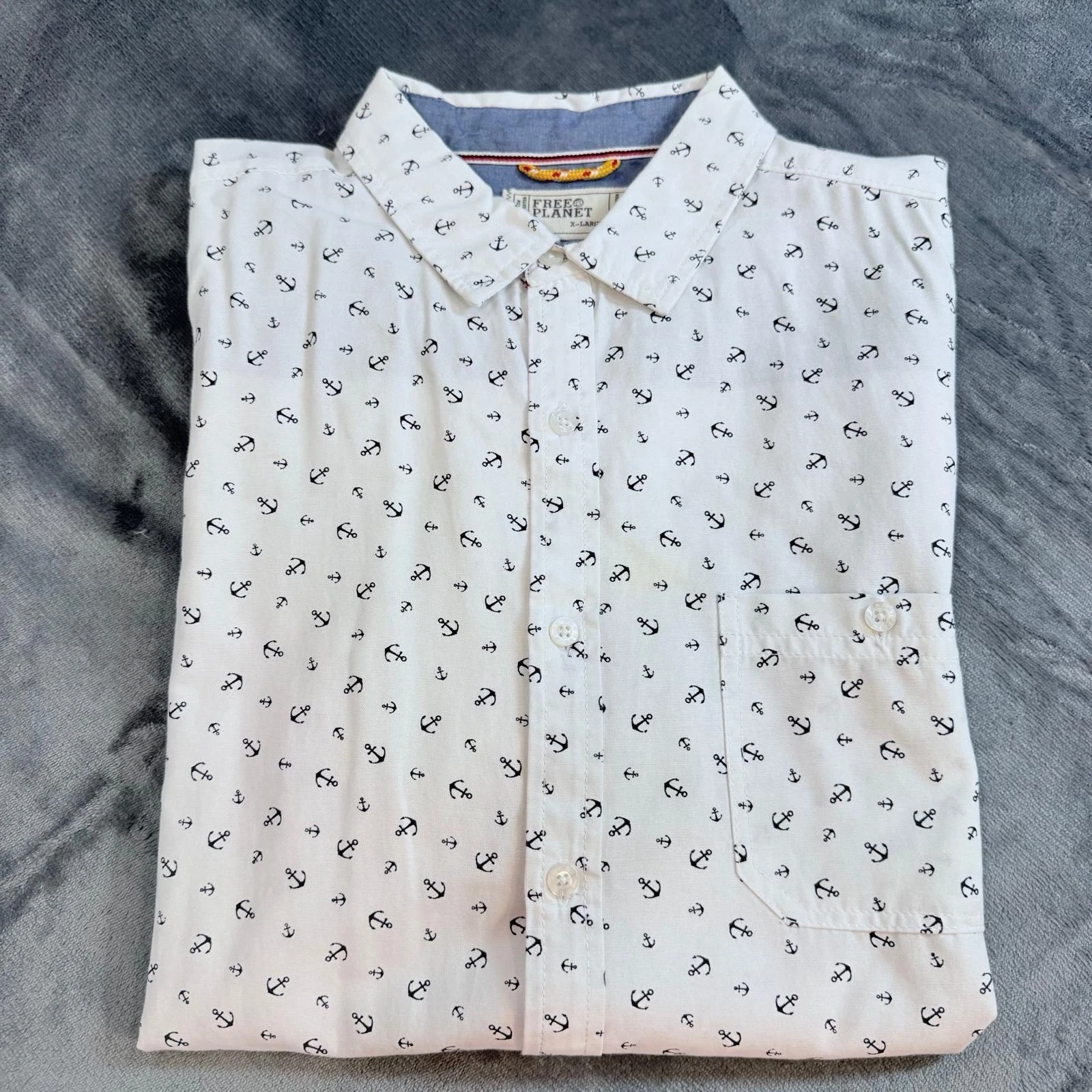 Free Planet Anchored AOP Button Down Shirt Size XL Black White Retro Summer