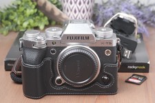 Fujifilm X-T5 40.2MP Mirrorless Digital 4k Camera - Silver With Half-case & Book