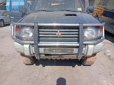 Pare-choc avant Mitsubishi MONTERO