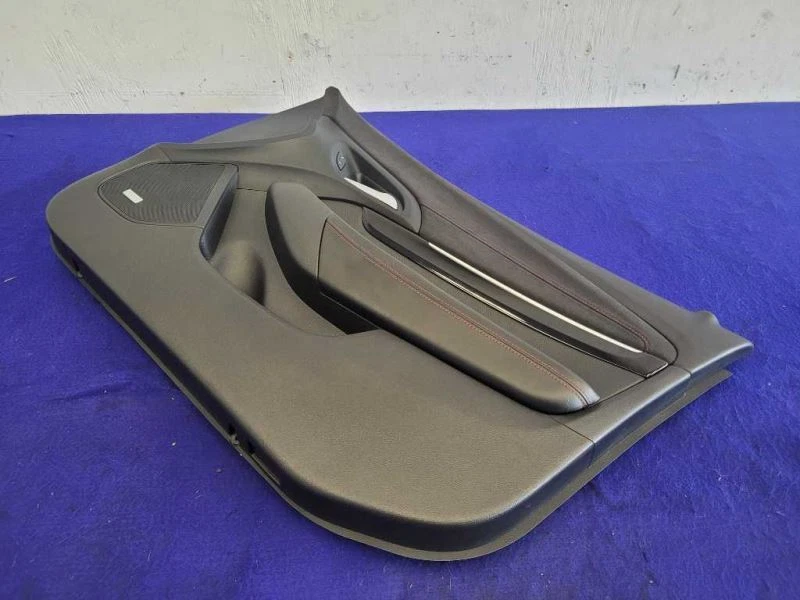 Chevrolet SS 2014-2017 6,2 L sedán pasajero puerta delantera derecha panel embellecedor de tarjeta Foto 3 de 4