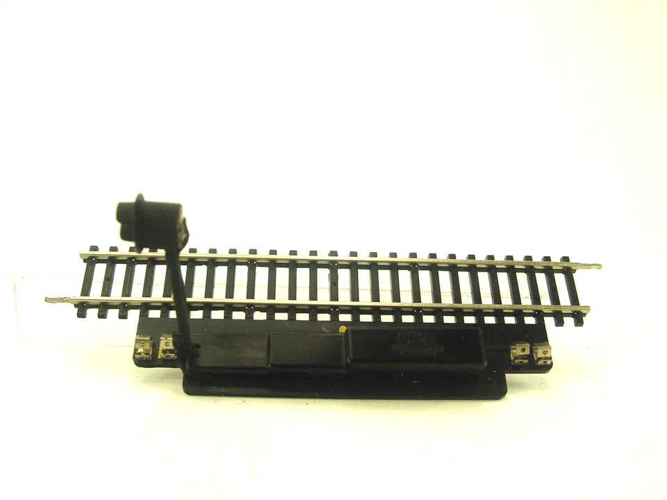 Lichtsignal mit Hohlprofilgleis  - Piko  HO Zubehör  #518  gebr. - Bild 3 von 3