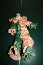 VINTAGE CLOWN-PORCELAIN HEAD, HANDS, SHOES, CALVES AND FOREARMS