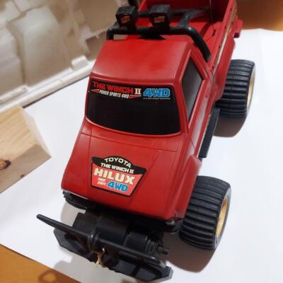 Matsushiro The Winch Toyota Hilux 4WD Radio Control Car W