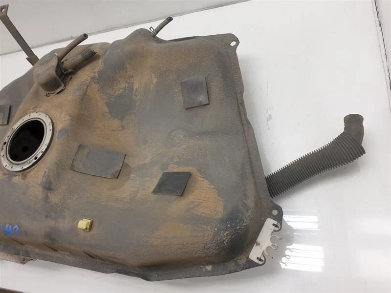 00-05 TOYOTA CELICA GT 1.8L 4CYL FUEL TANK ASSEMBLY — 第 2/4 张图片