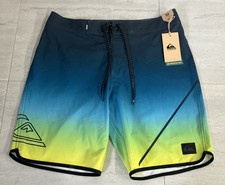 Quiksilver New Wave Stretch 19  Boardshorts Mens 30 Blue Yellow Swim Trunks New
