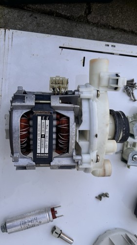 Miele Umwälzpumpe  Mpe 31-62/2   Miele T. Nr. 4998103 Geschirrspüler