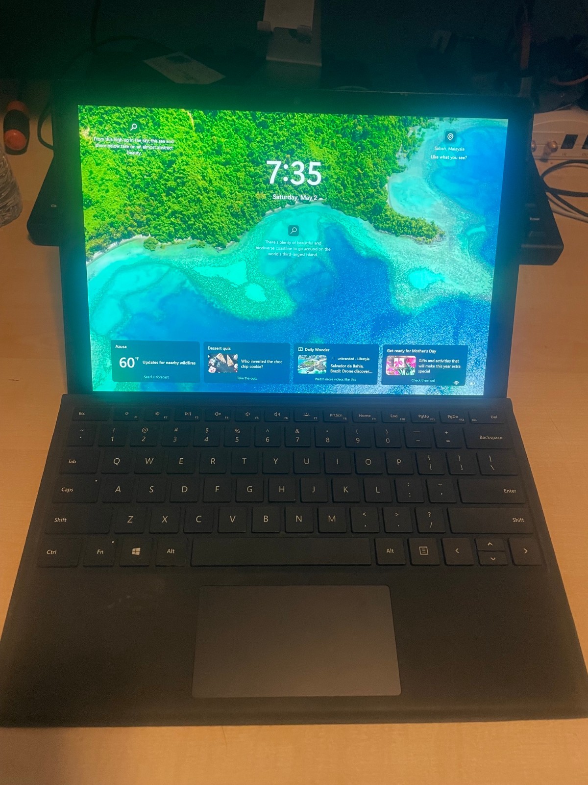 surfacepro 7 1866 16GB RAM 256GB DRIVE - Windows 11 w Office (WORKS GREAT)