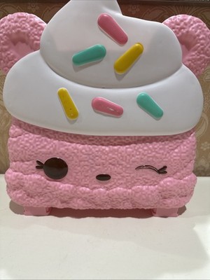 Num Noms Cupcake Storage Case With 18 Retired Mixed Caps