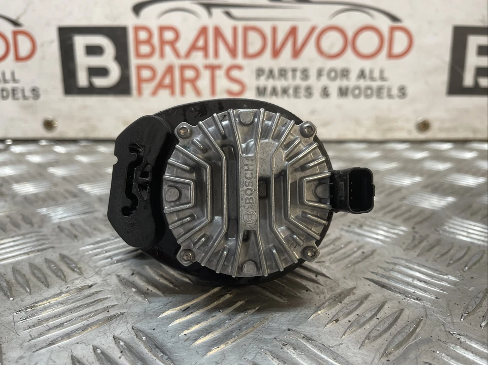 Bomba de agua auxiliar adicional Nissan Juke F16 2023 210116pd0b 039202452z Foto 3 de 4