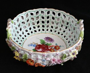 Carl-Thieme-Dresden-hand-painted-Applied-Flowers-Reticulated-Handled-Basket-Bowl