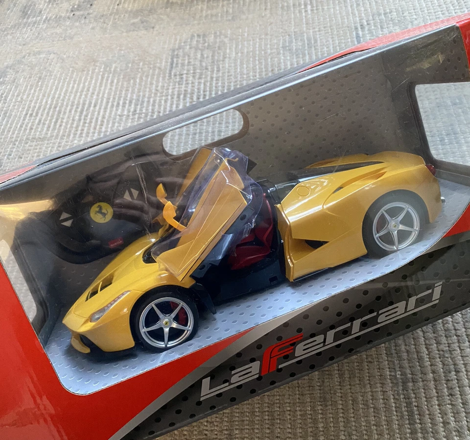 Rastar Remote Control 1:14 Yellow LaFerrari Exotic Sports Car 2.4 GHZ RC Ferrari - Image 4 of 4