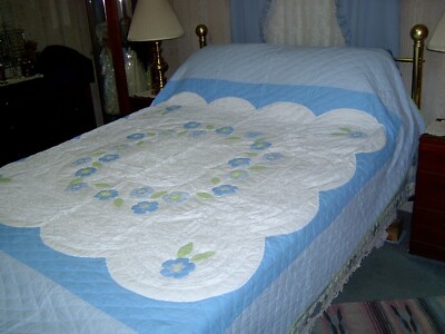 Queen Hand Crafted Appliqued/Chenille Quilt 88x98