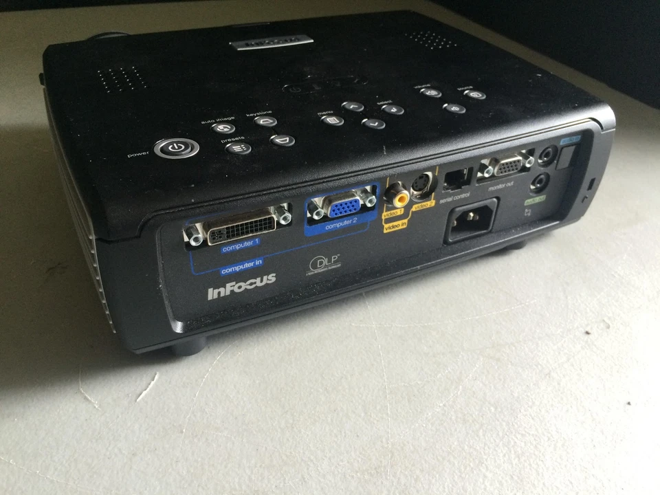 Infocus IN32 Ultra Portable Projector, Works Great!! New Factory Lamp Installed! - Image 3 of 3