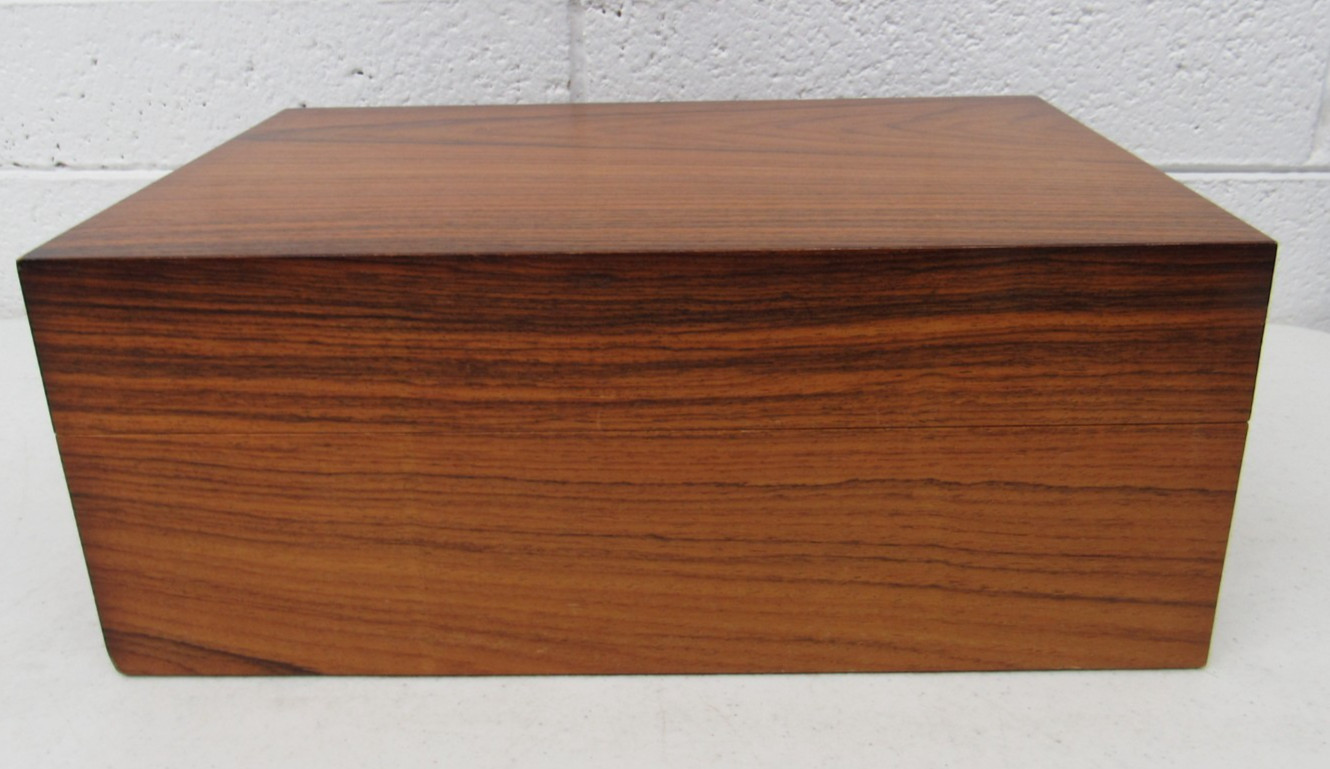 Davidoff Cigar Humidor Swiss-Made 13.75"x5.5"x8.75" w/ Solingen Scissors