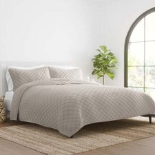 3-Piece Latte Diamond Stitch Quilt Set, Full/Queen
