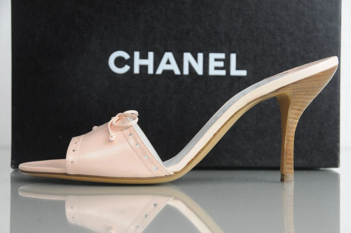 850 New Chanel PASTEL Pink Leather Mules Classic CC Logo Bow