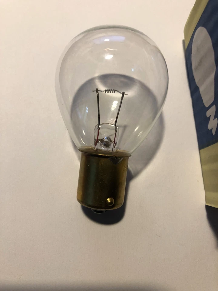 6 Pack - GE 18 watt 10 volt 18S11/1SC Railway Signal Lamp Bulb GE 13655 - NEW  - Image 2 of 3