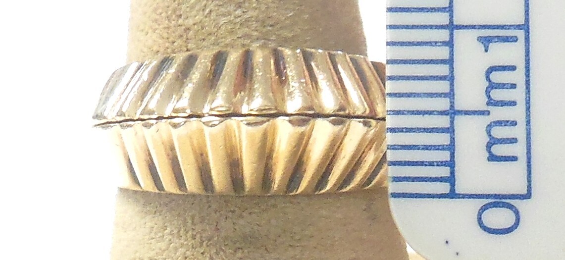 Solid 14K Yellow Gold 2 Part Split Clam Shell Cro… - image 4