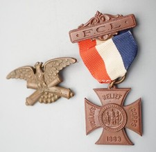 Broche colgante medalla y cinta cuerpo alivio mujer FCL veterano de la Guerra Civil 1883