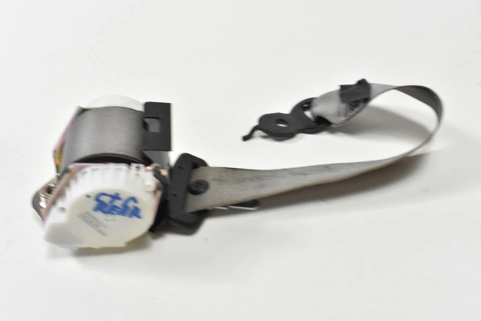 后中心上皮带安全带灰色宝马原始设备制造商 F10 550i 535i 528i 36106864952 — 第 2/4 张图片