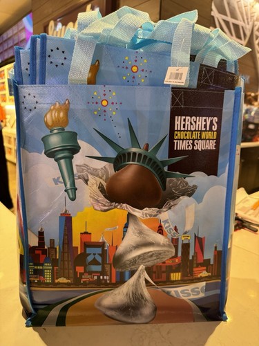 Hershey's Chocolate World NYC NY Kisses Candy Exclusive Reusable Shopper Bag NWT - 第 3/6 張圖片