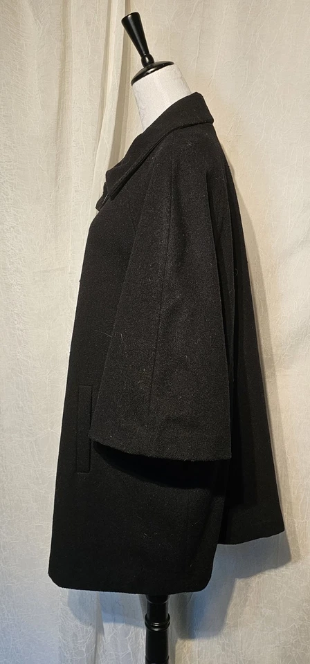 Abrigo de trabajo informal de guisantes negro largo de mezcla de lana talla grande 24W de Roaman's‎ para mujer  Foto 4 de 4