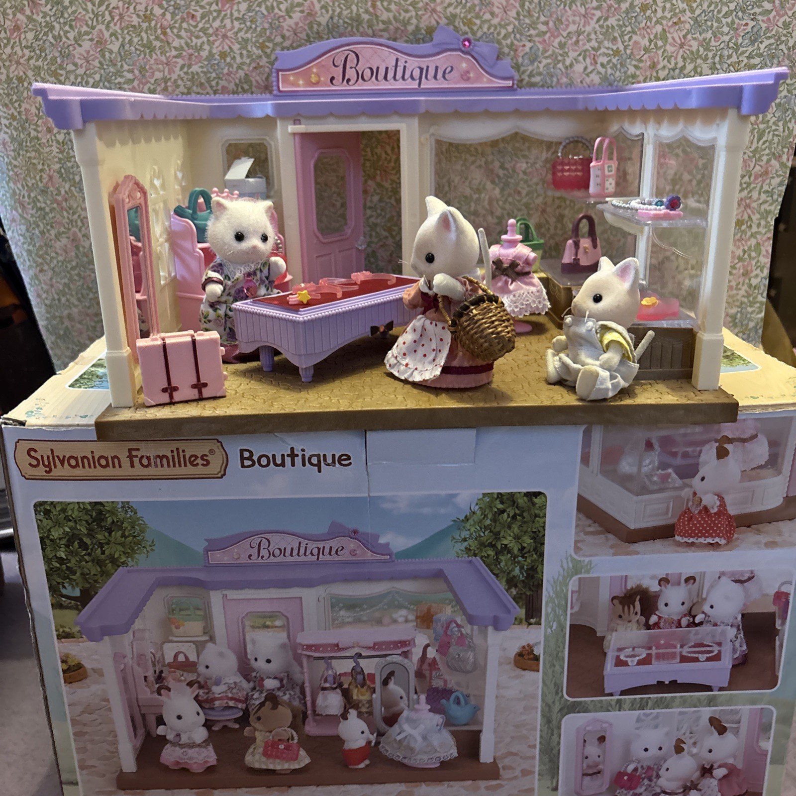 Sylvanian Families Boutique Dress Shop all Figures & Accessories BOXED COMPLETE